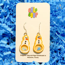 Load image into Gallery viewer, Snowman Shaker Cookie Earrings